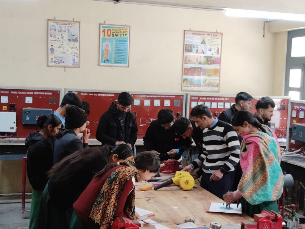 WhatsApp Image 2024-12-05 at 1.58.56 PM